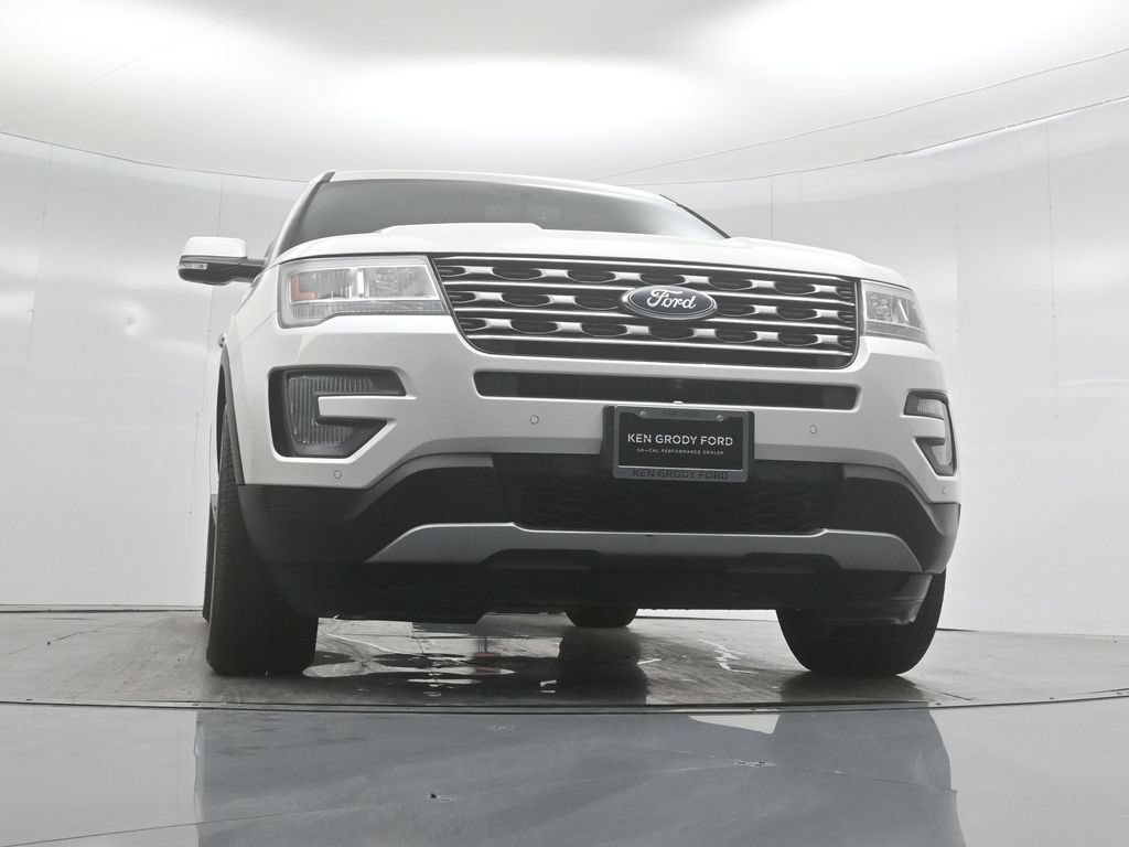 Used 2017 Ford Explorer Limited FWD image 45