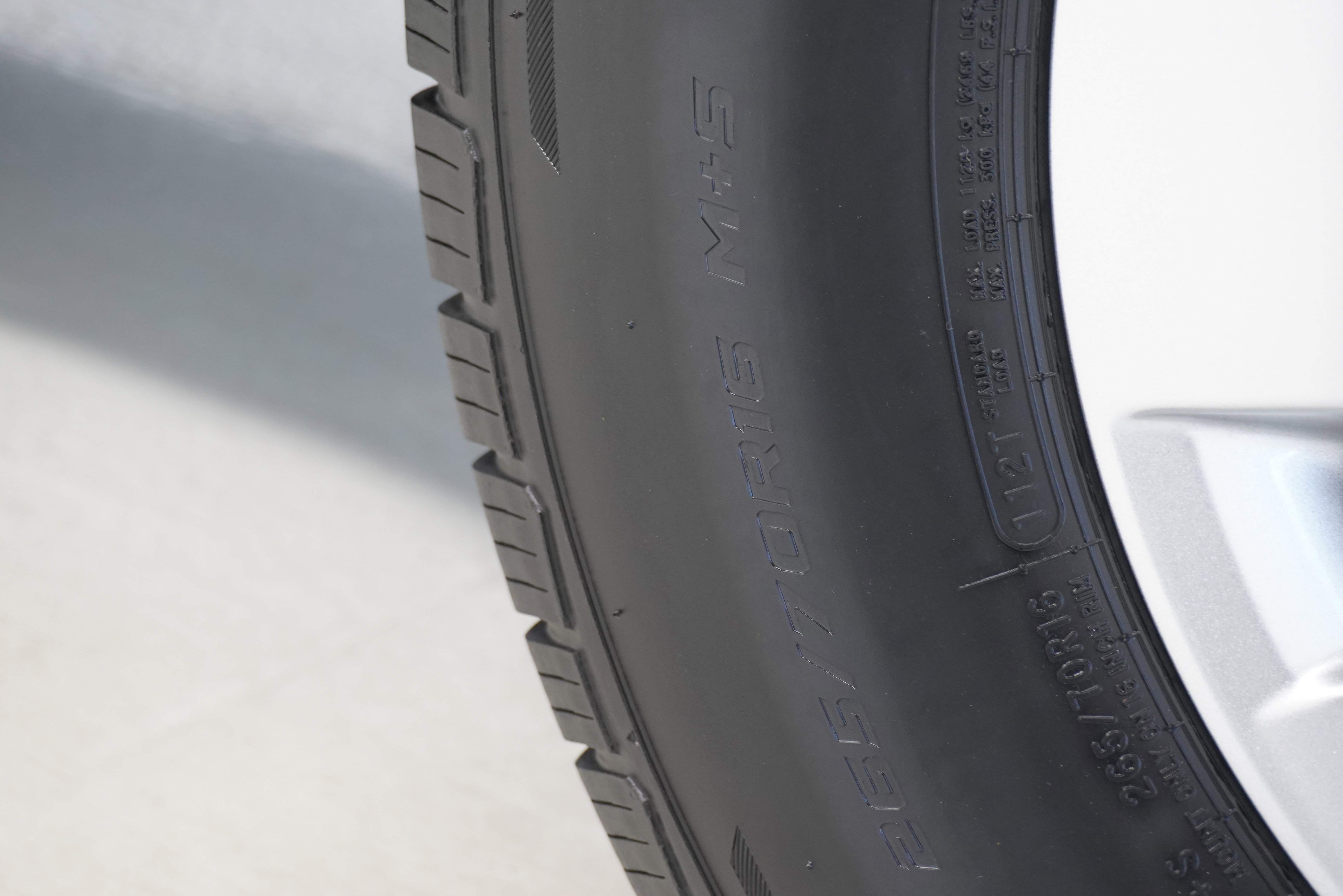 Used 2013 Nissan Frontier SV image 22