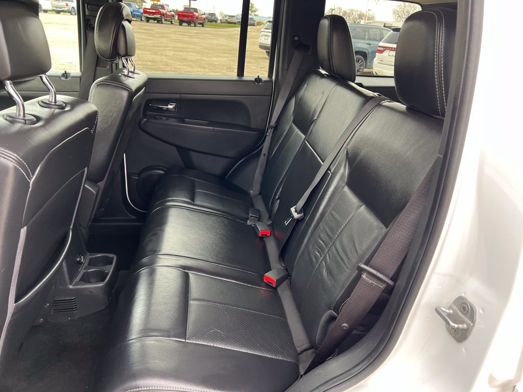 Used 2012 Jeep Liberty Sport AWD/4WD image 23