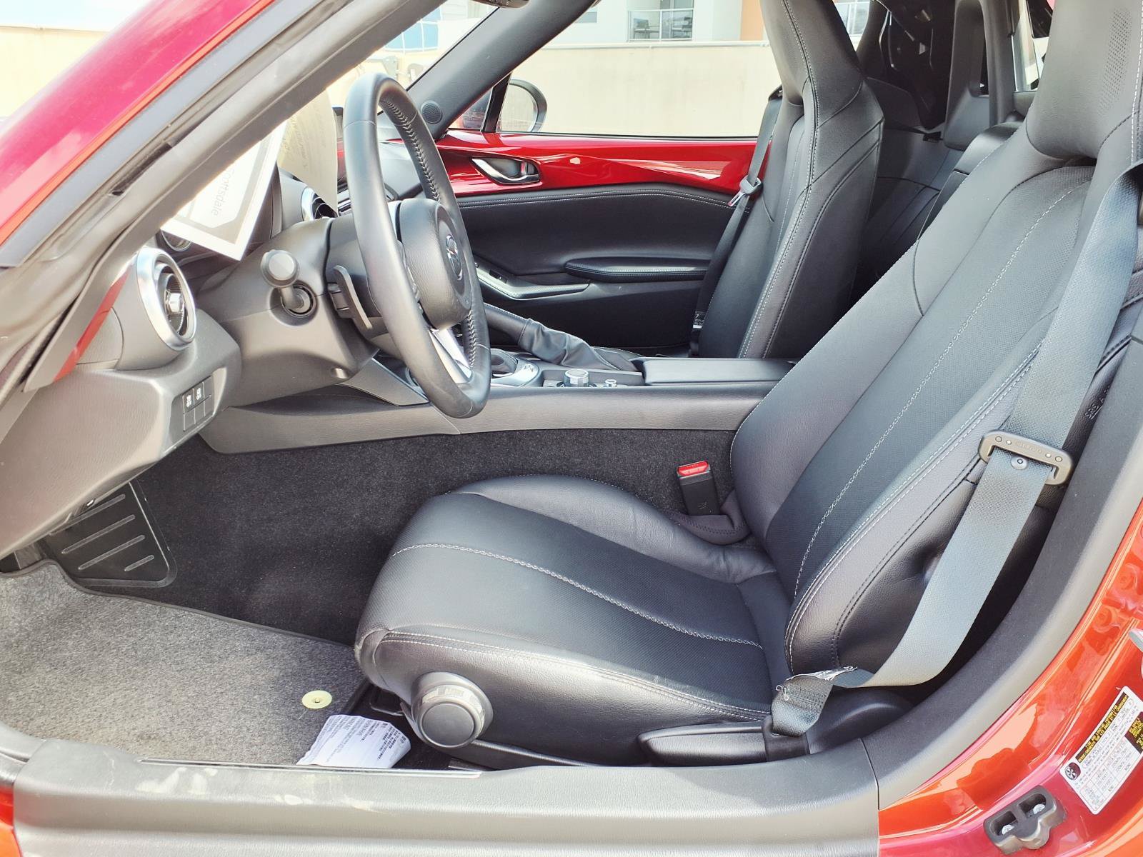Used 2022 MAZDA MX-5 Miata RF Grand Touring RWD image 16