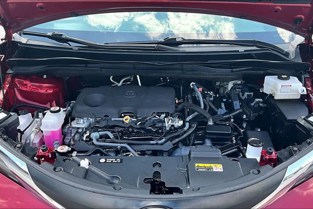 Used 2023 Toyota Sienna XLE FWD image 31