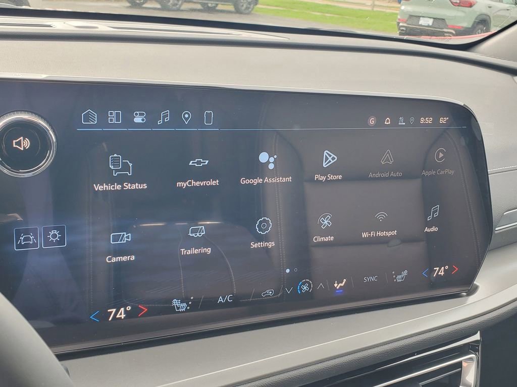 New 2026 Chevrolet Traverse LT w/ Sun and Wheel Package AWD/4WD image 19