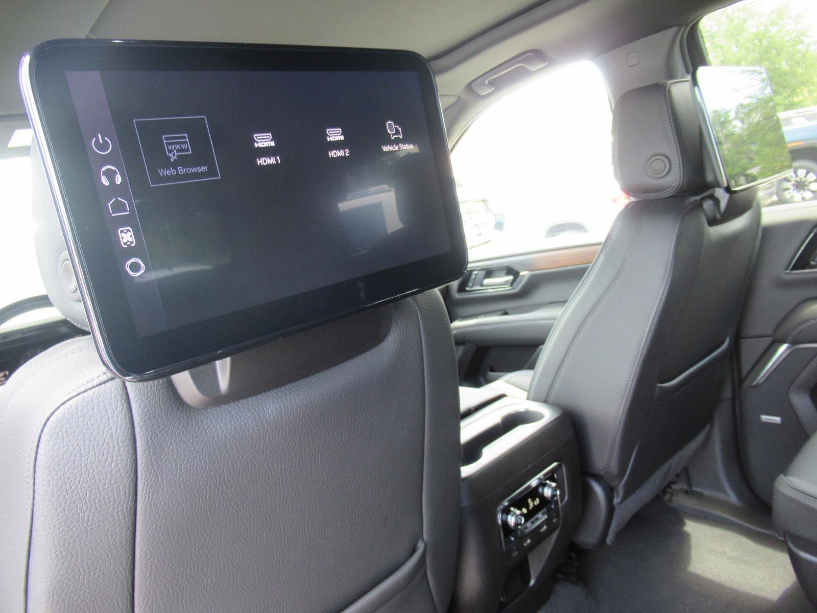 New 2026 GMC Yukon Denali w/ Advanced Technology Package RWD image 17
