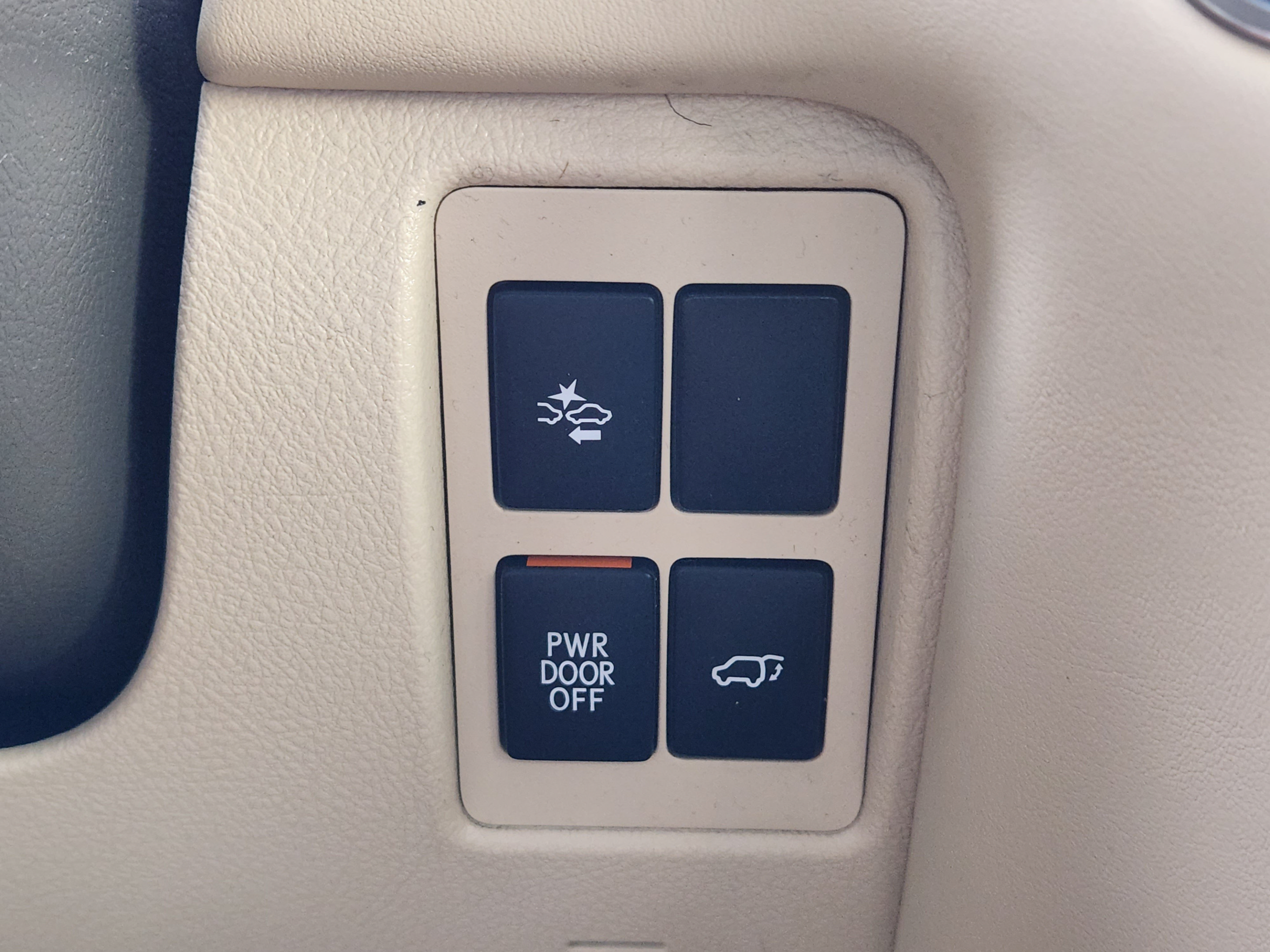 Used 2021 Lexus LX 570 4WD w/ Luxury Package image 15