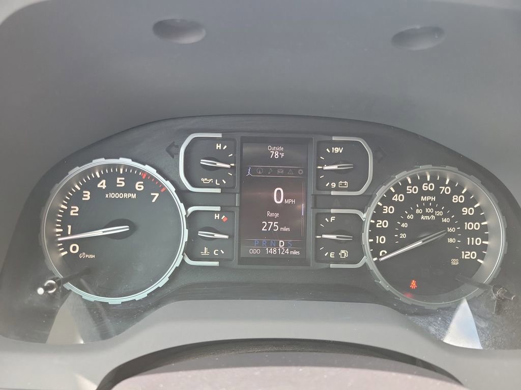 Used 2019 Toyota Tundra SR5 w/ SR5 Upgrade Package AWD/4WD image 36