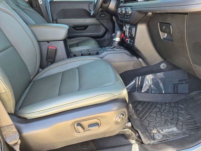 Used 2025 Jeep Gladiator Mojave AWD/4WD image 21