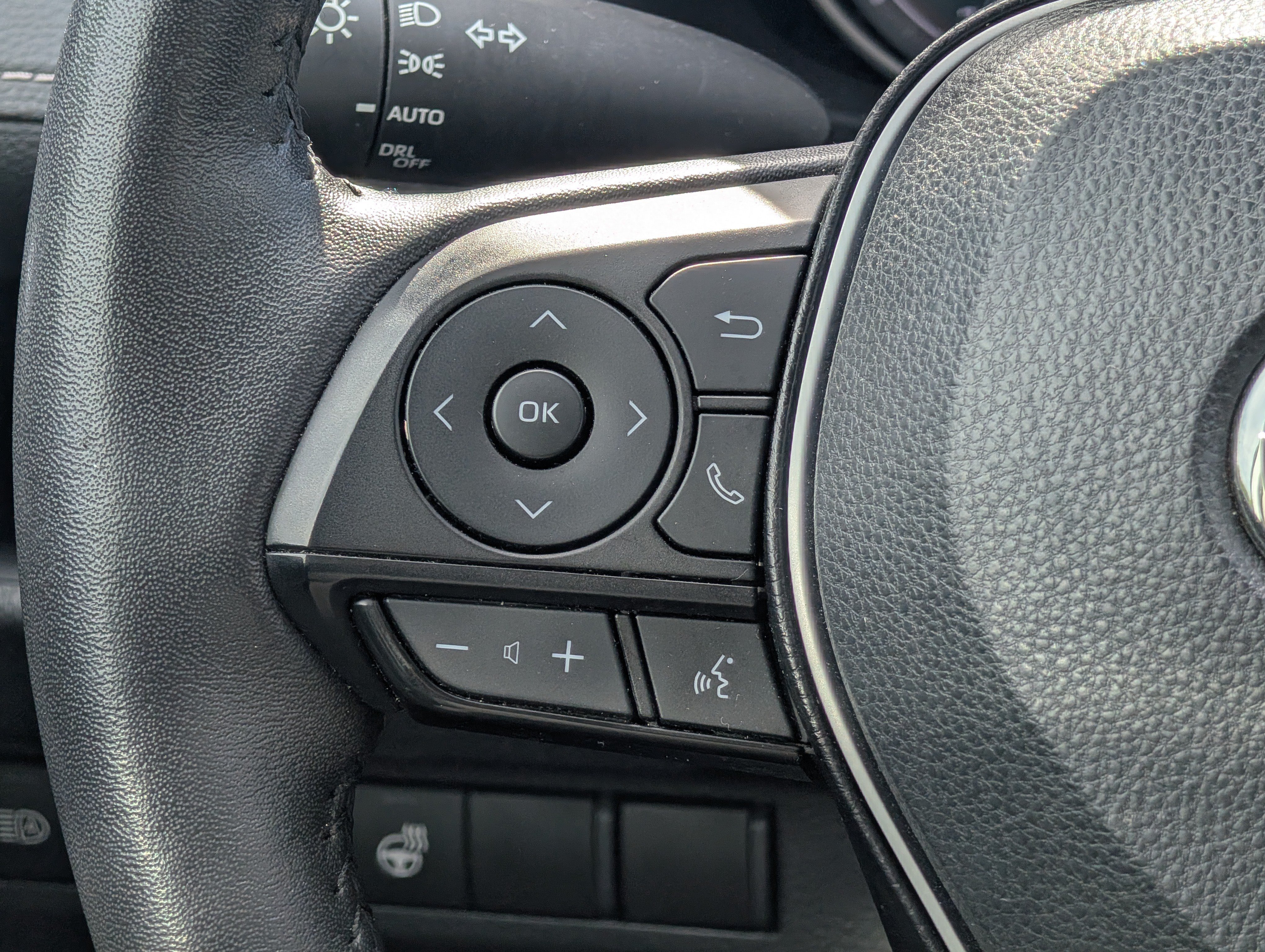 Used 2024 Toyota RAV4 XLE w/ Weather Package AWD/4WD image 28