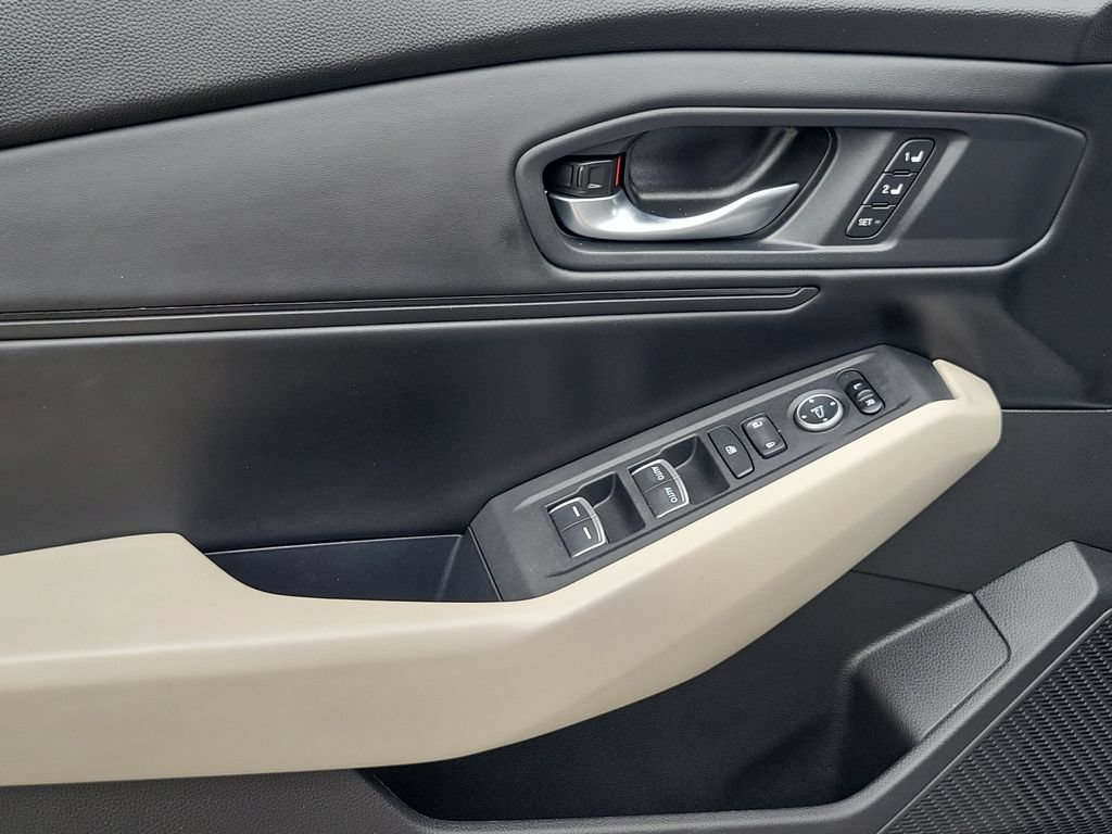 Certified 2024 Honda Accord EX-L image 19