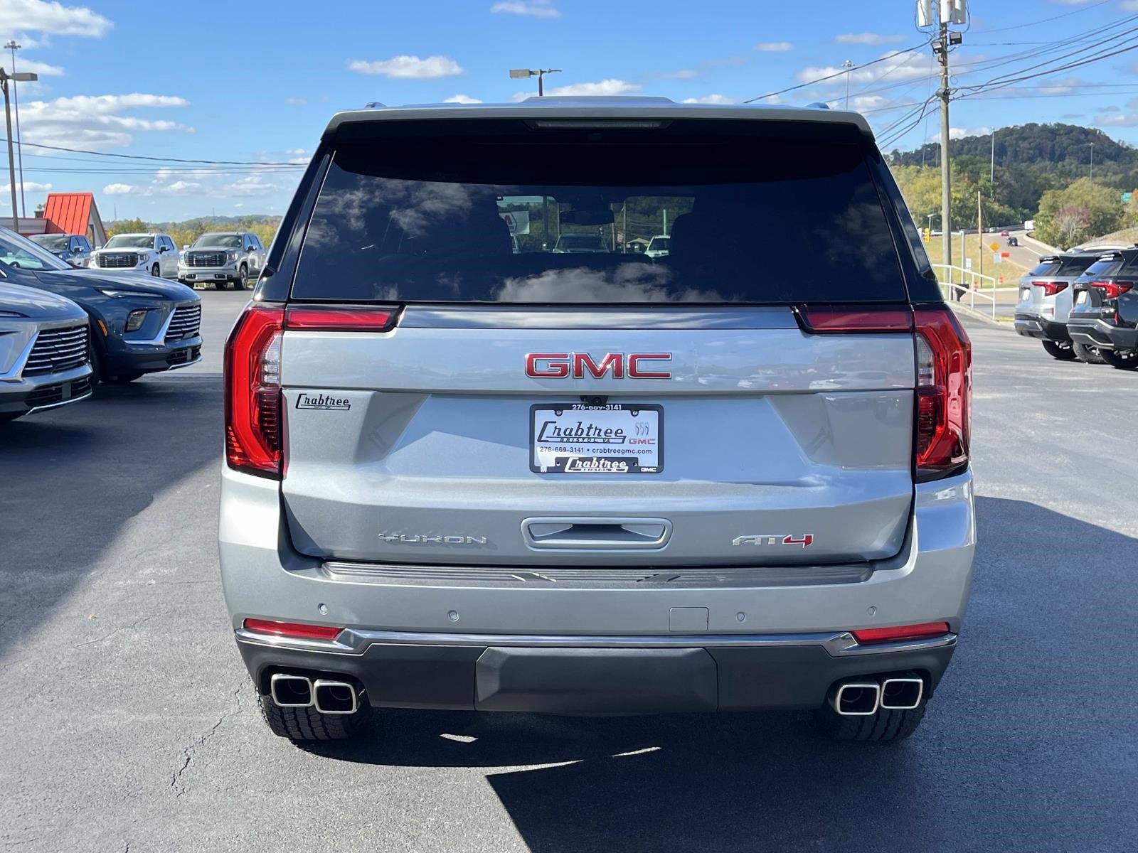 New 2026 GMC Yukon AT4 image 4
