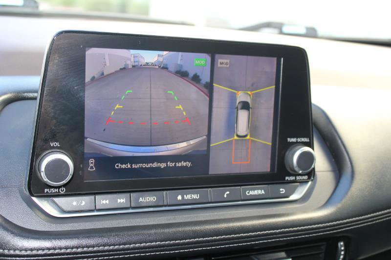 Used 2022 Nissan Rogue SL image 32