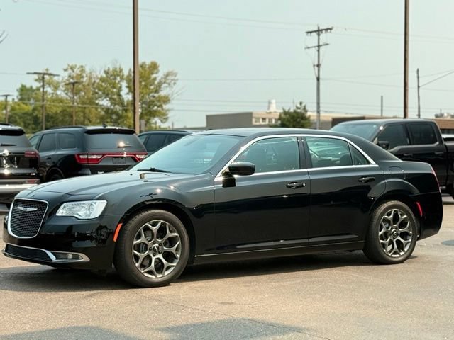 Used 2017 Chrysler 300 Touring w/ Value Package RWD image 42
