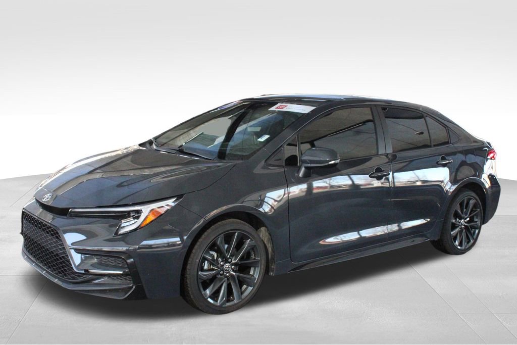 Certified 2026 Toyota Corolla SE w/ SE Package FWD image 9