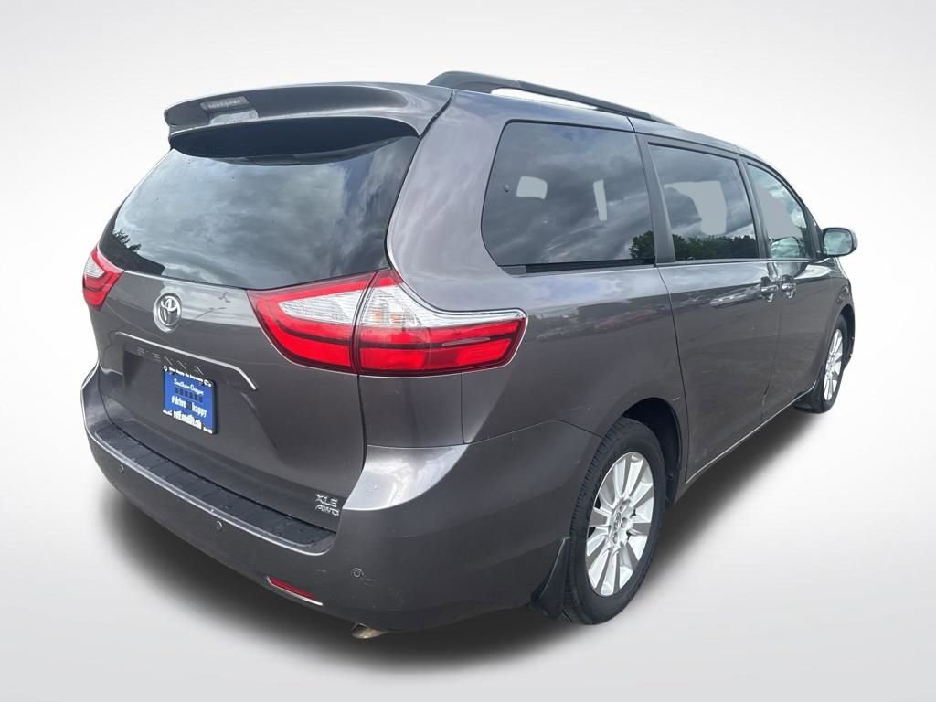 Used 2015 Toyota Sienna XLE w/ XLE Navigation Package AWD/4WD image 7
