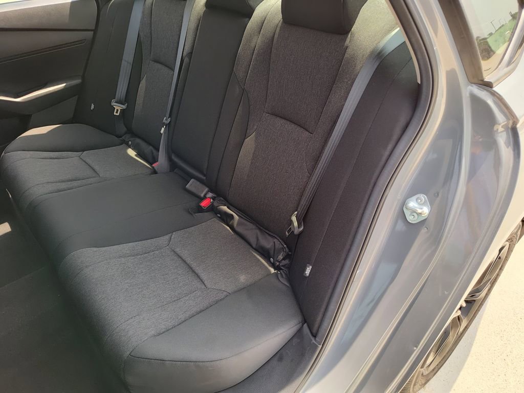 Used 2025 Honda Accord SE image 32