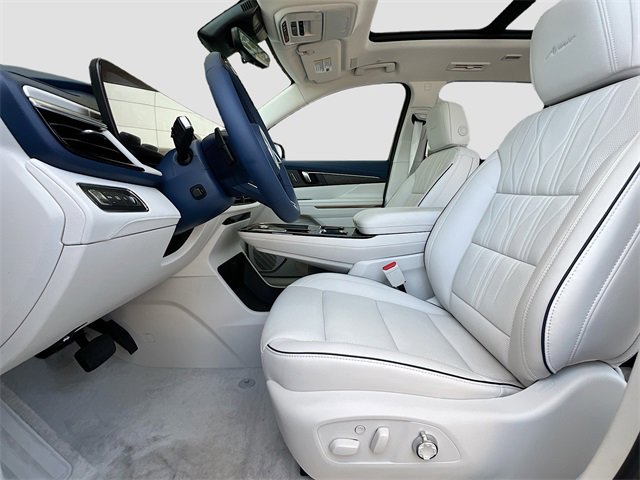 New 2025 Buick Enclave Avenir w/ Super Cruise Package image 15