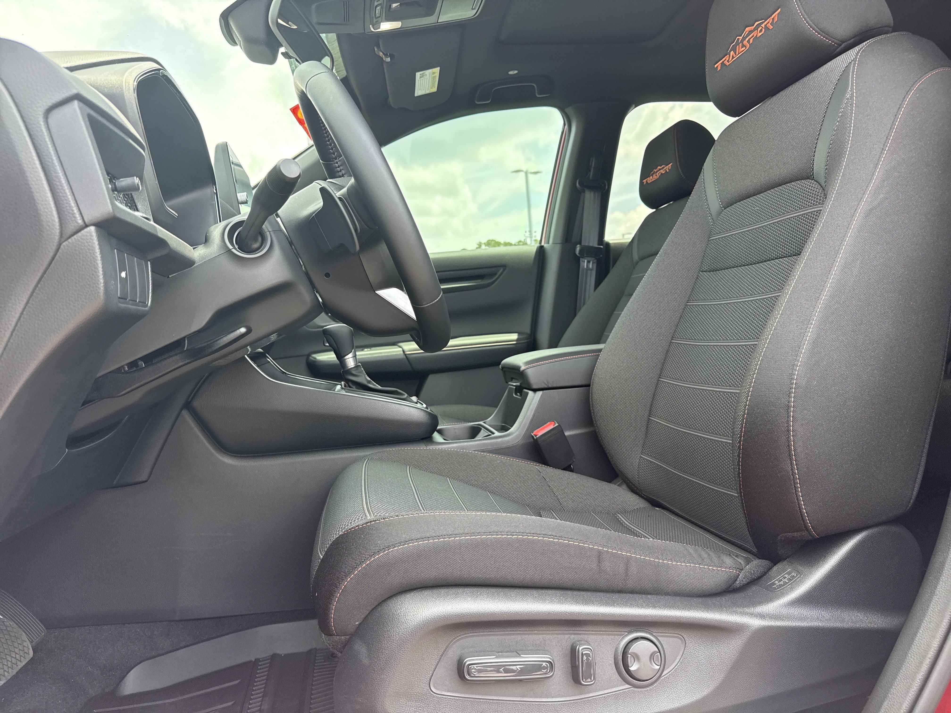 Used 2026 Honda CR-V TrailSport image 16