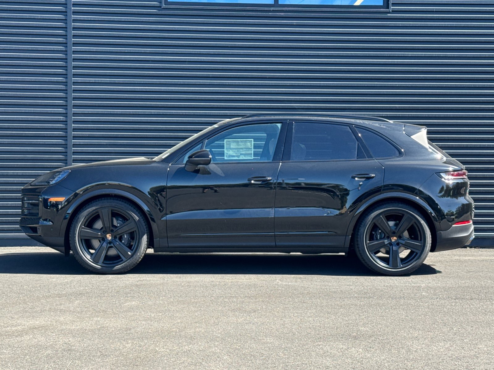New 2026 Porsche Cayenne AWD/4WD image 2