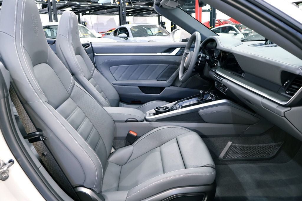 Used 2024 Porsche 911 Carrera 4S AWD/4WD image 23