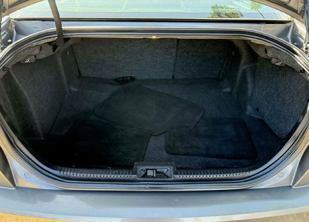 Used 2012 Lincoln MKZ FWD image 29