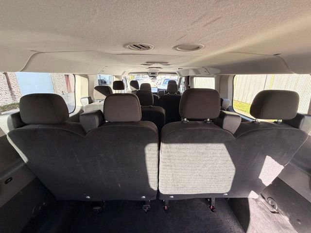 Used 2023 Ford Transit 350 XLT image 30