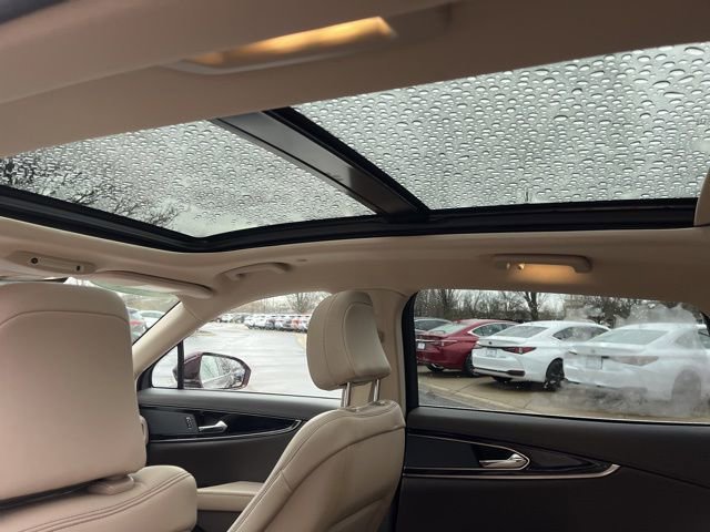 Used 2023 Lincoln Nautilus Reserve image 32