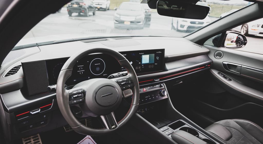 Used 2024 Hyundai Sonata N Line image 2