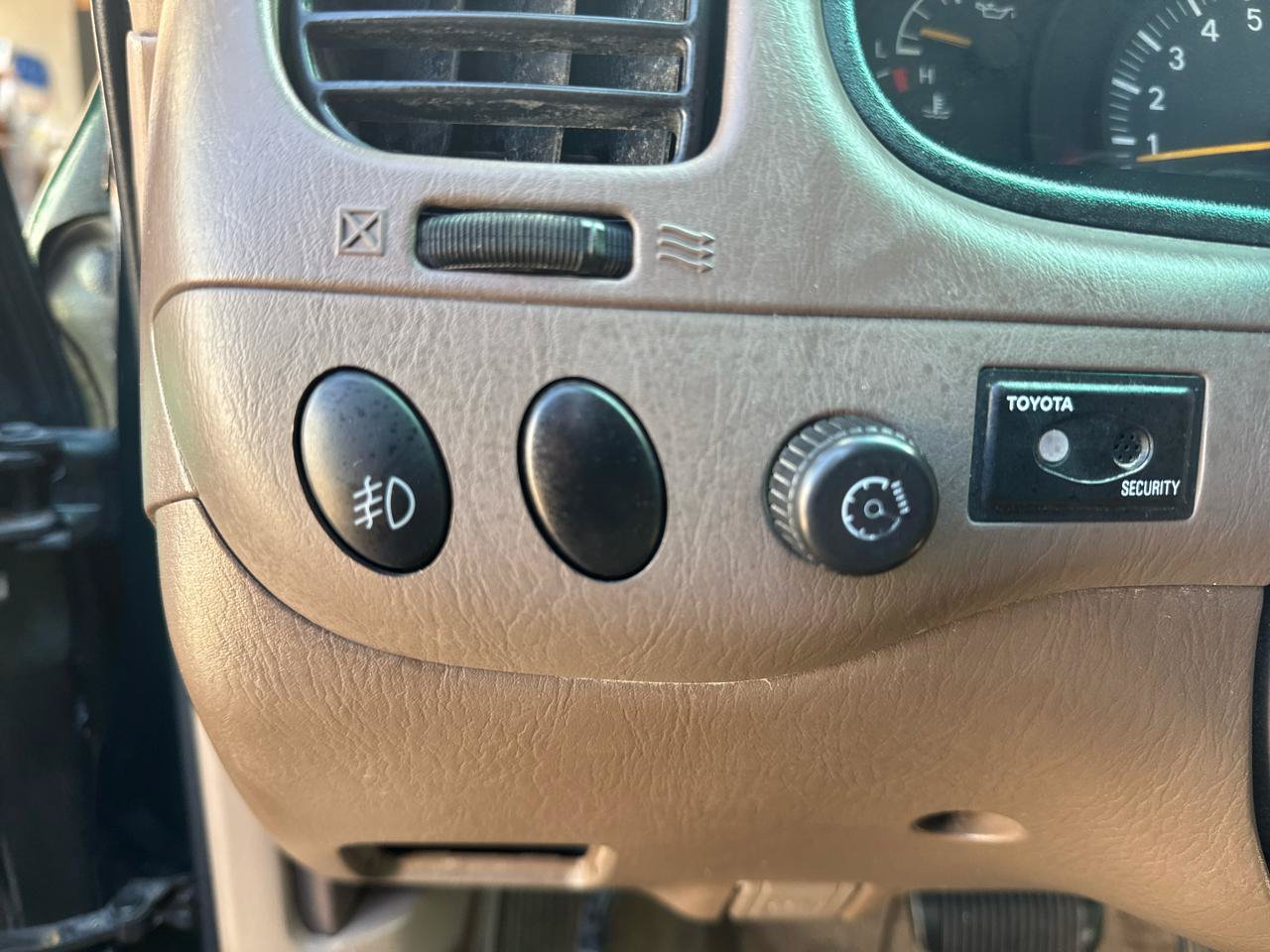 Used 2002 Toyota Tundra Limited RWD image 36