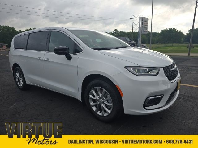 New 2025 Chrysler Pacifica Select w/ Uconnect Theater Family Group image 1