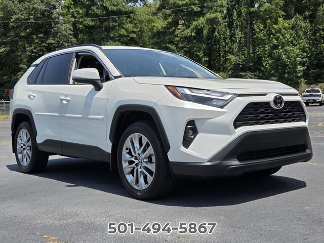 Used 2023 Toyota RAV4 XLE Premium FWD image 7