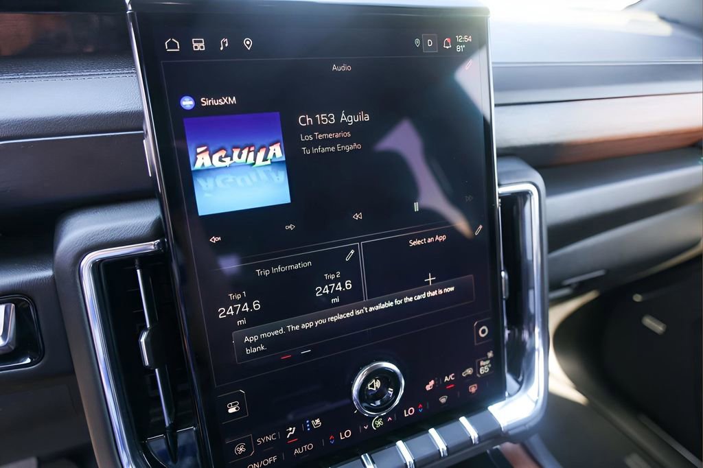 Used 2025 GMC Yukon Denali image 16