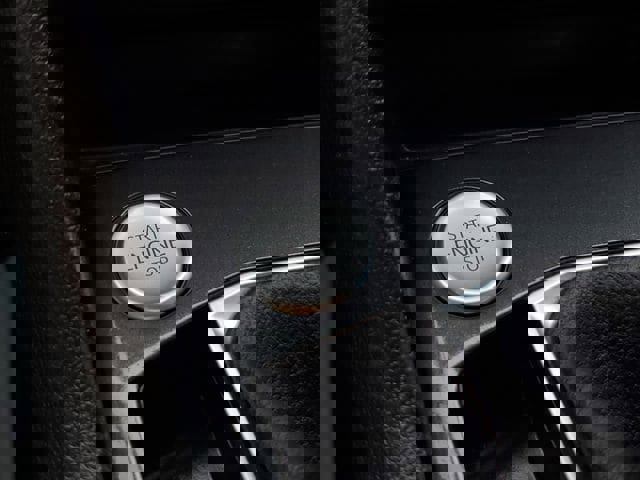 Used 2024 Volkswagen Tiguan SE R-Line image 34