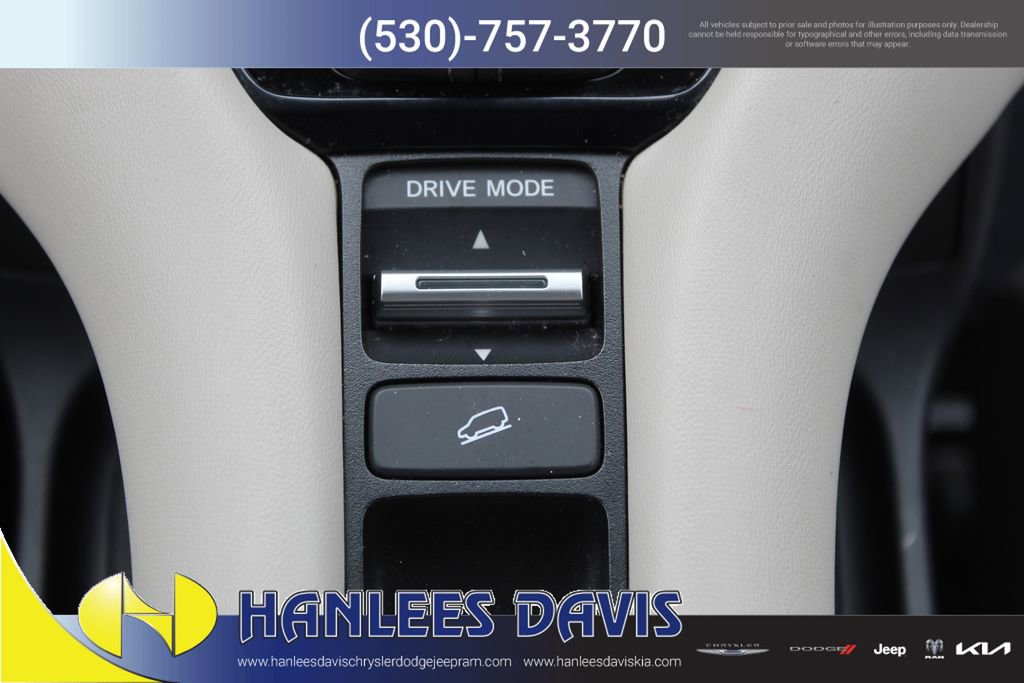 Used 2023 Honda HR-V LX image 19