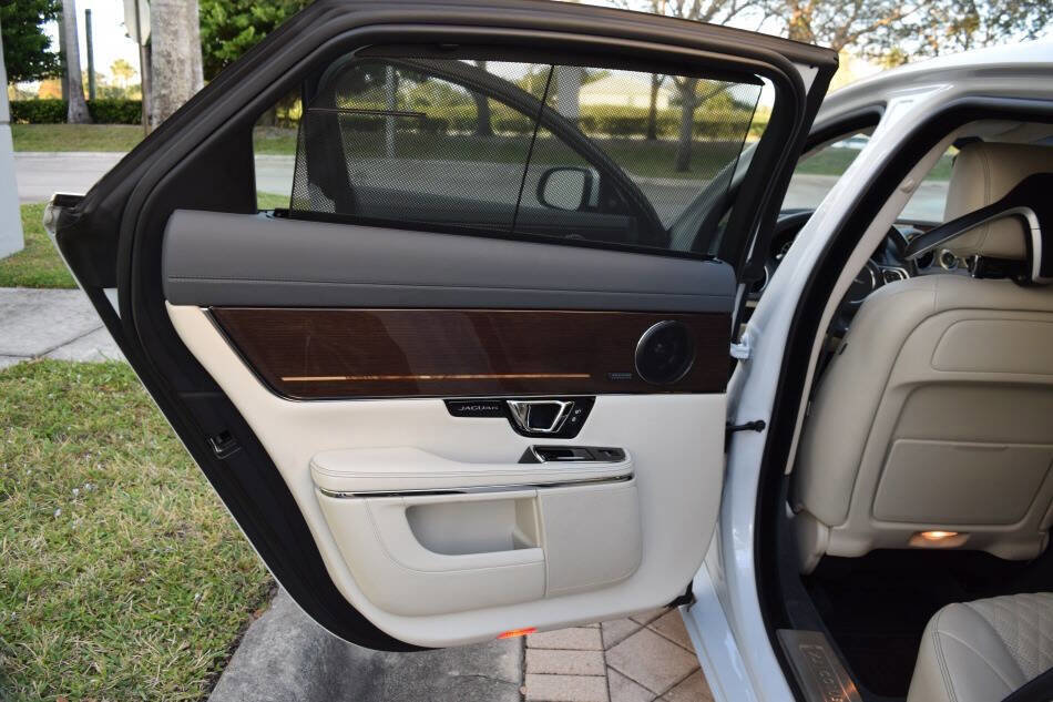 Used 2019 Jaguar XJ Collection image 75
