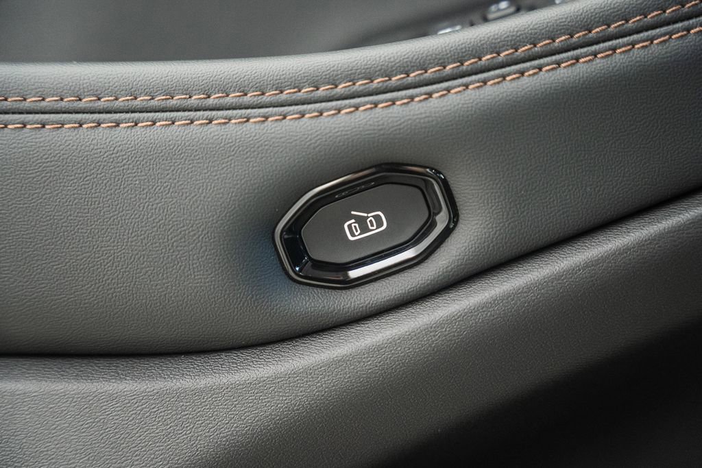 New 2026 Jeep Cherokee Overland image 45