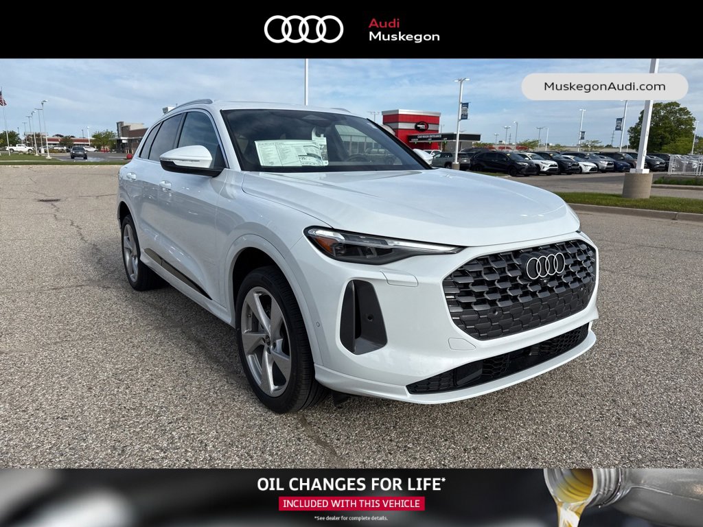 New 2025 Audi Q5 Premium Plus image 1