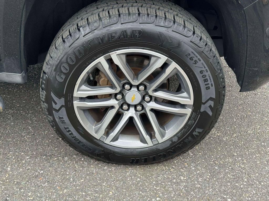 Used 2020 Chevrolet Colorado W/T w/ Custom Special Edition AWD/4WD image 9