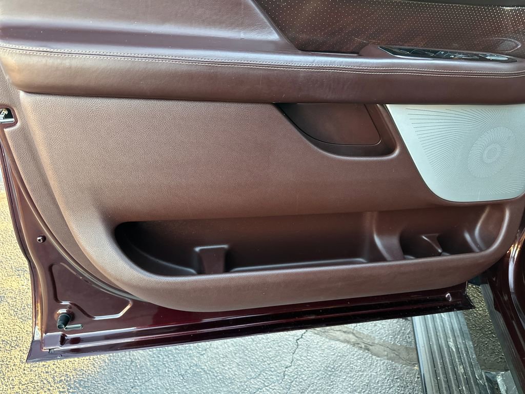 Used 2019 Lincoln Navigator L Black Label w/ Cargo Package image 12