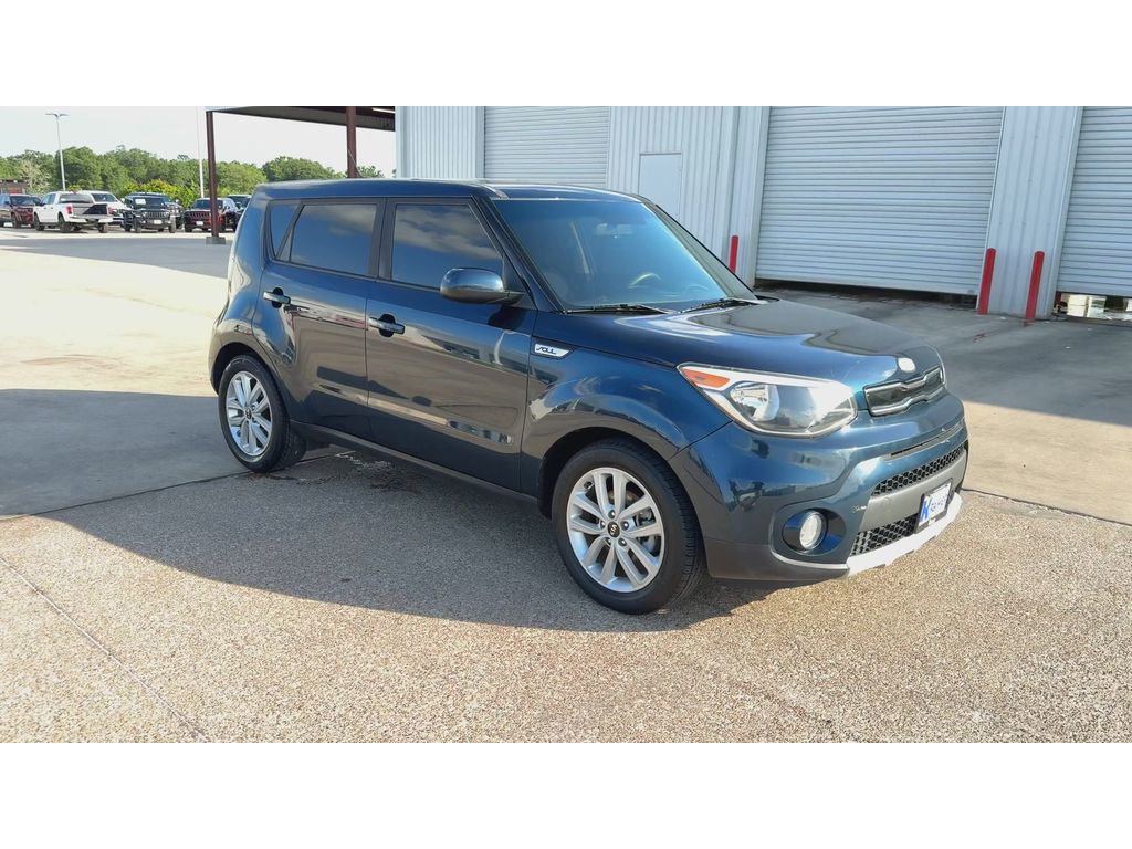 Used 2019 Kia Soul + FWD image 2