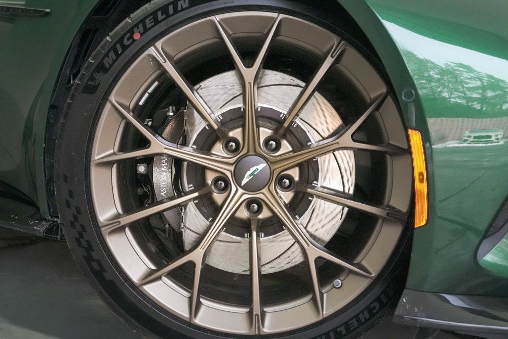 New 2026 Aston Martin V8 Vantage S image 32