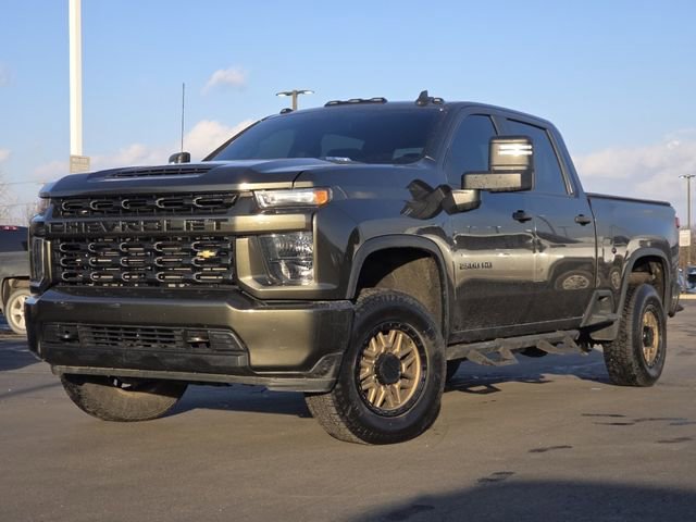 Used 2022 Chevrolet Silverado 2500 Custom w/ Custom Value Package image 2