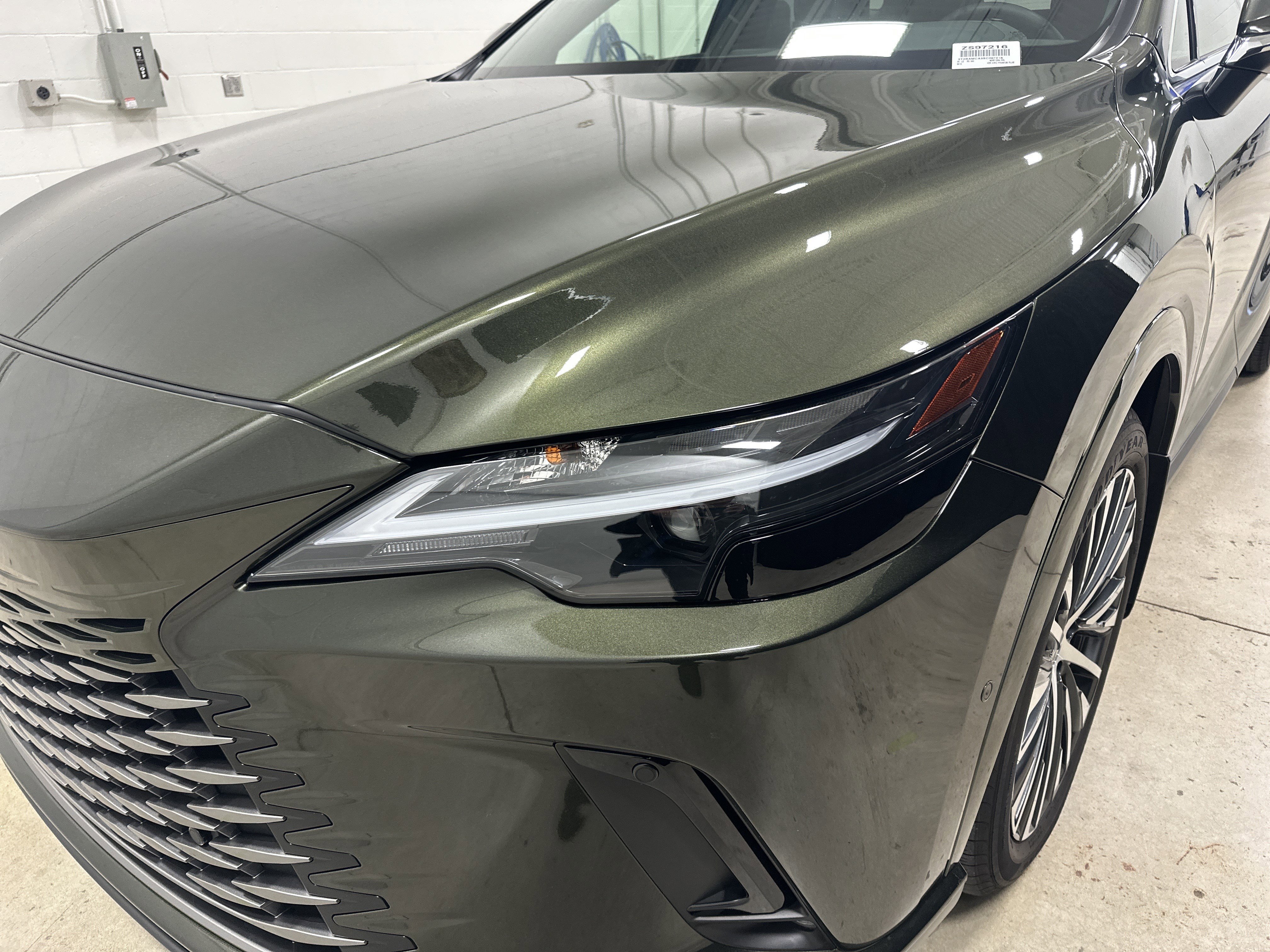 Certified 2025 Lexus RX 350 Premium Plus w/ Convenience Package AWD/4WD image 6