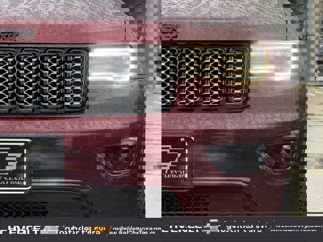 Used 2020 Jeep Grand Cherokee Altitude RWD image 4