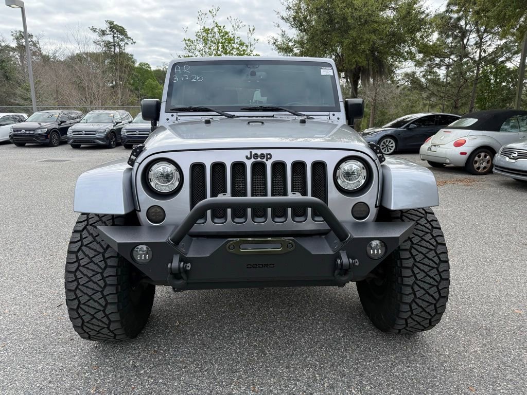 Used 2017 Jeep Wrangler Sahara image 2
