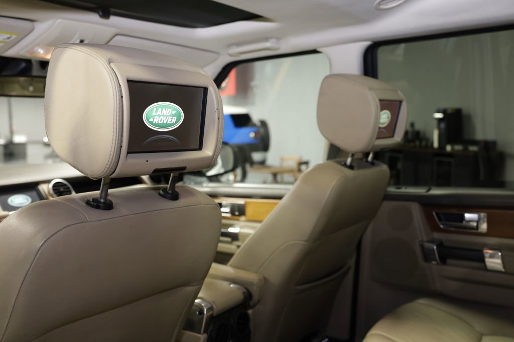 Used 2014 Land Rover LR4 HSE LUX AWD/4WD image 22
