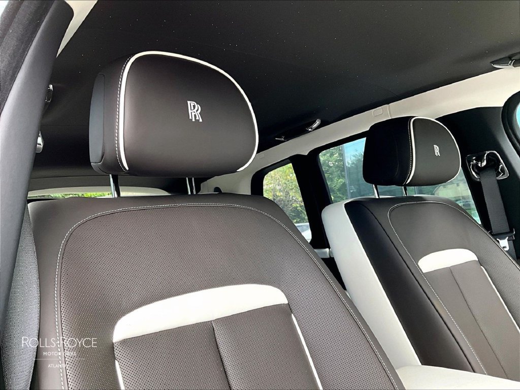 New 2027 Rolls-Royce Cullinan AWD/4WD image 15