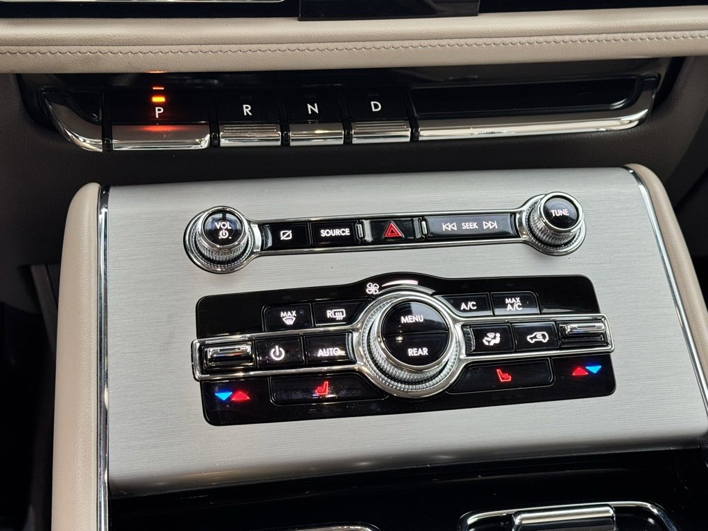 Used 2021 Lincoln Aviator 2WD image 19