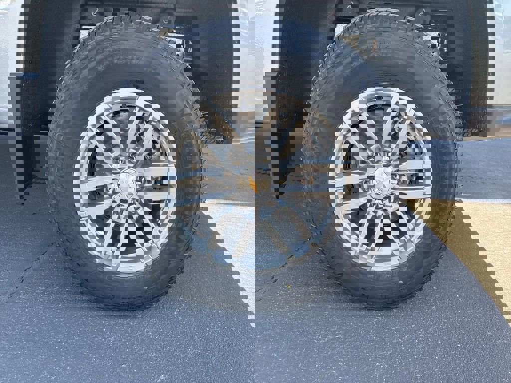 New 2026 Chevrolet Colorado LT image 9