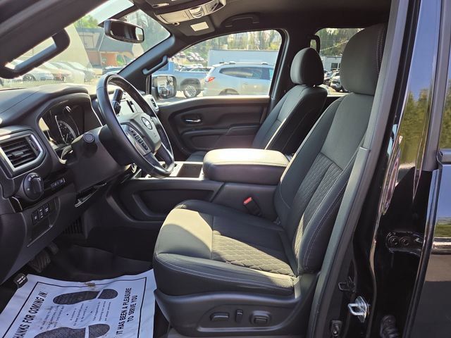 Used 2019 Nissan Titan SV w/ SV Convenience Package image 13