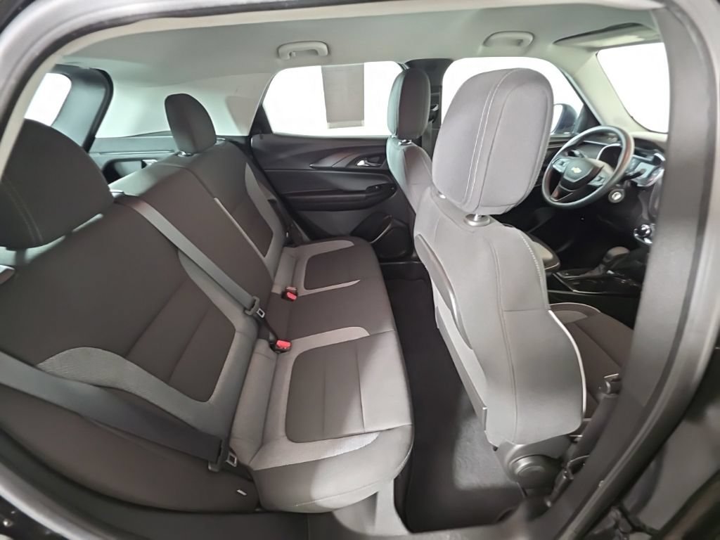 Certified 2023 Chevrolet TrailBlazer LS FWD image 35