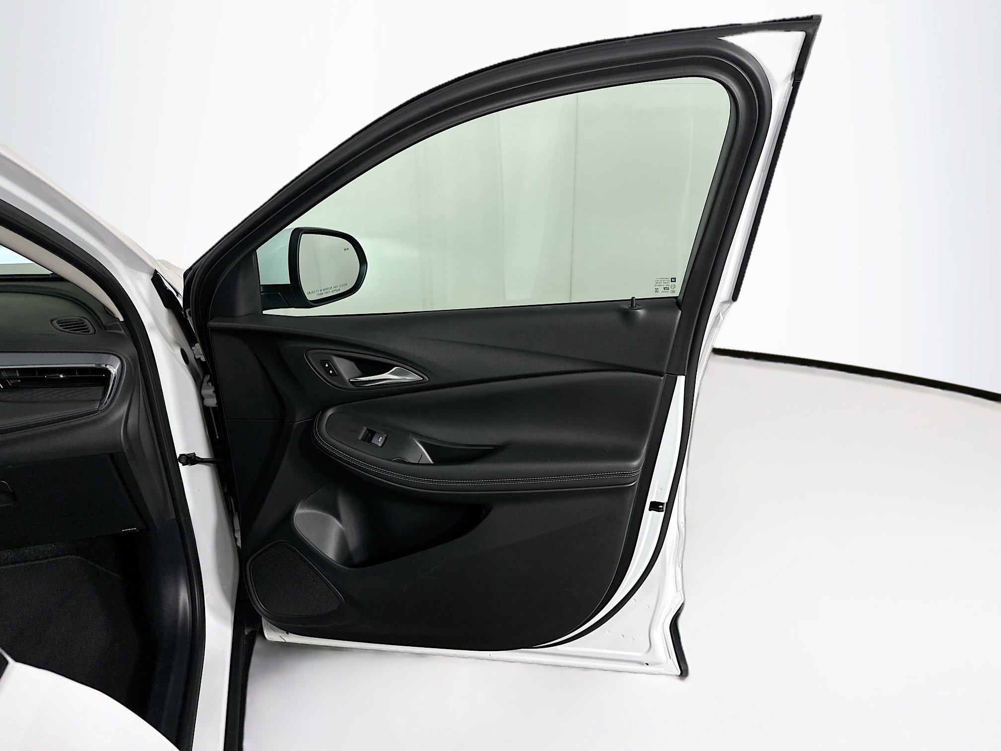 Used 2025 Buick Encore GX Preferred image 30